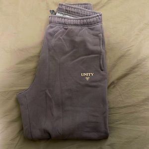 Aritzia, TNA Unity Sweats, size small - regular length
